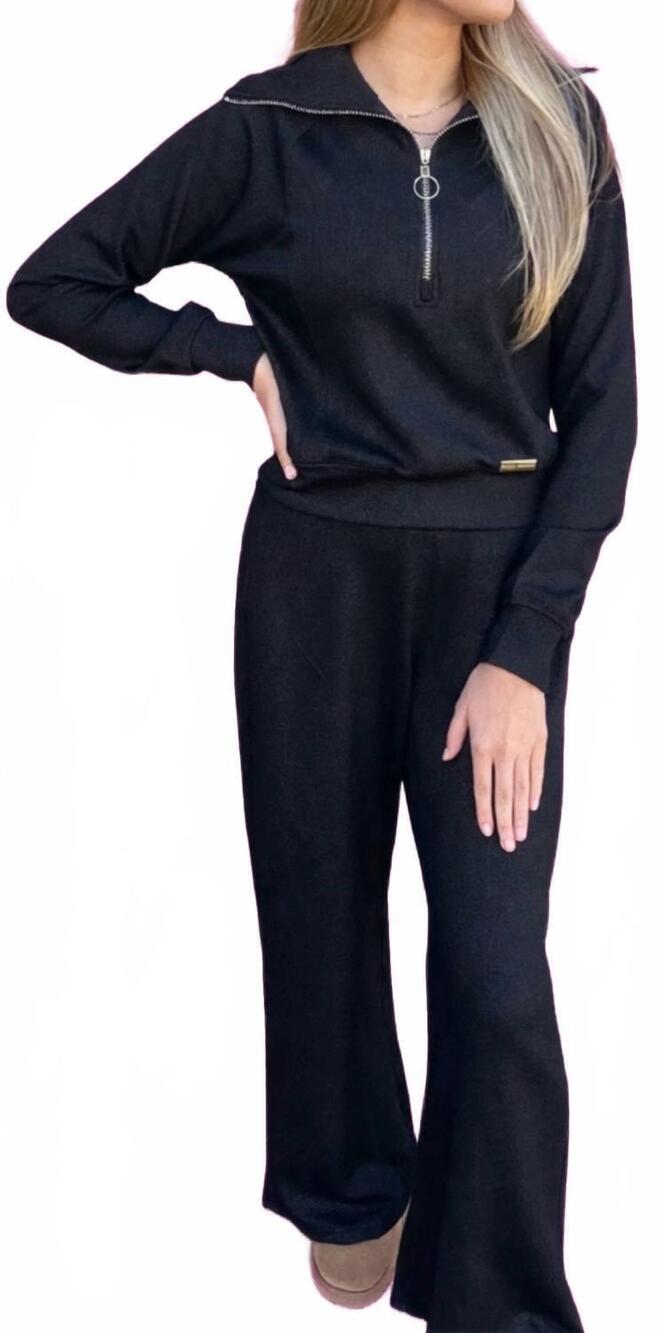 NEW SIMPLY SOUTHERN sparkle quarter zip sweatshirt in black